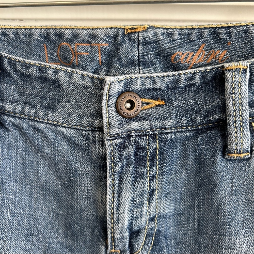 Loft Straight Leg Crop Pants - Picture 4 of 9